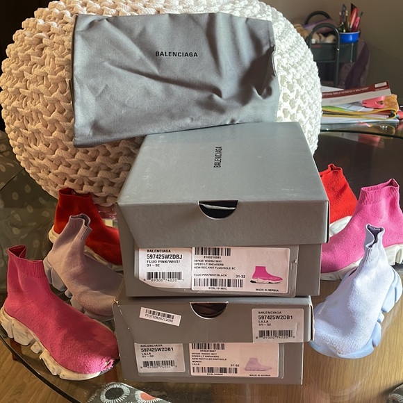 3 pairs girls Balenciagas size 31-32. Fair condition. - Picture 7 of 7